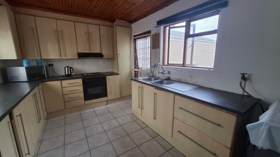3 Bedroom Property for Sale in Woodlands Western Cape